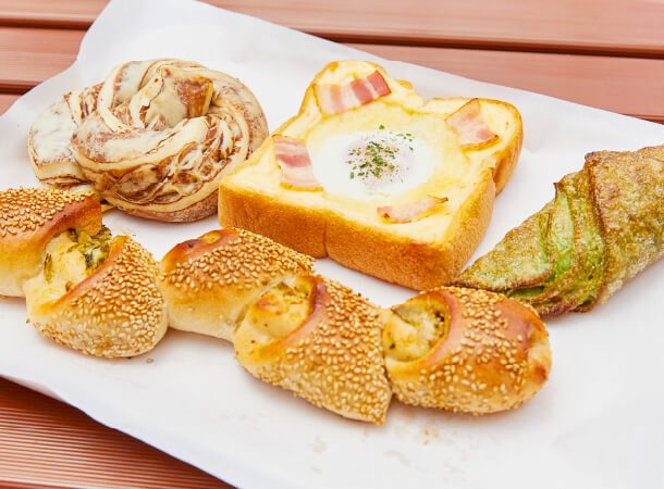 焼き立てのパンを<br>食べられる幸せ